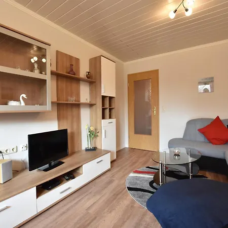 Apartment Mit Terrasse In