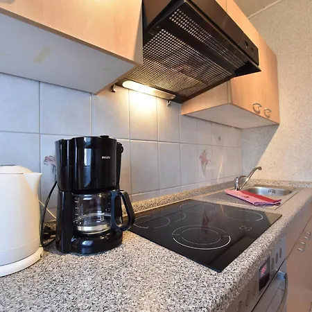 Apartment Mit Terrasse In *